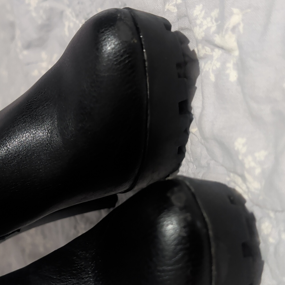 Wild Diva Lounge Quilted Knee High Platform Boots w/ Secret Pocket | Black - Picture 4 of 14